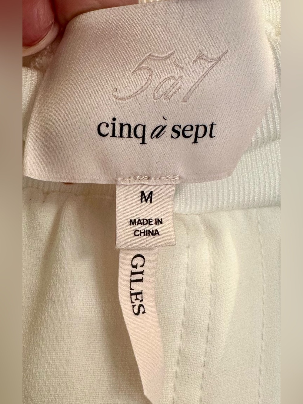 cinq a sept Giles Twill Cargo Joggers Size M $265 - Picture 9 of 9